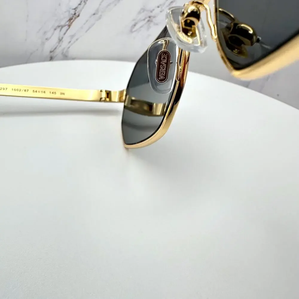 New VERSACE Sunglasses Gold Metal Rectangle Greca Logo Grey Lens Retro Authentic